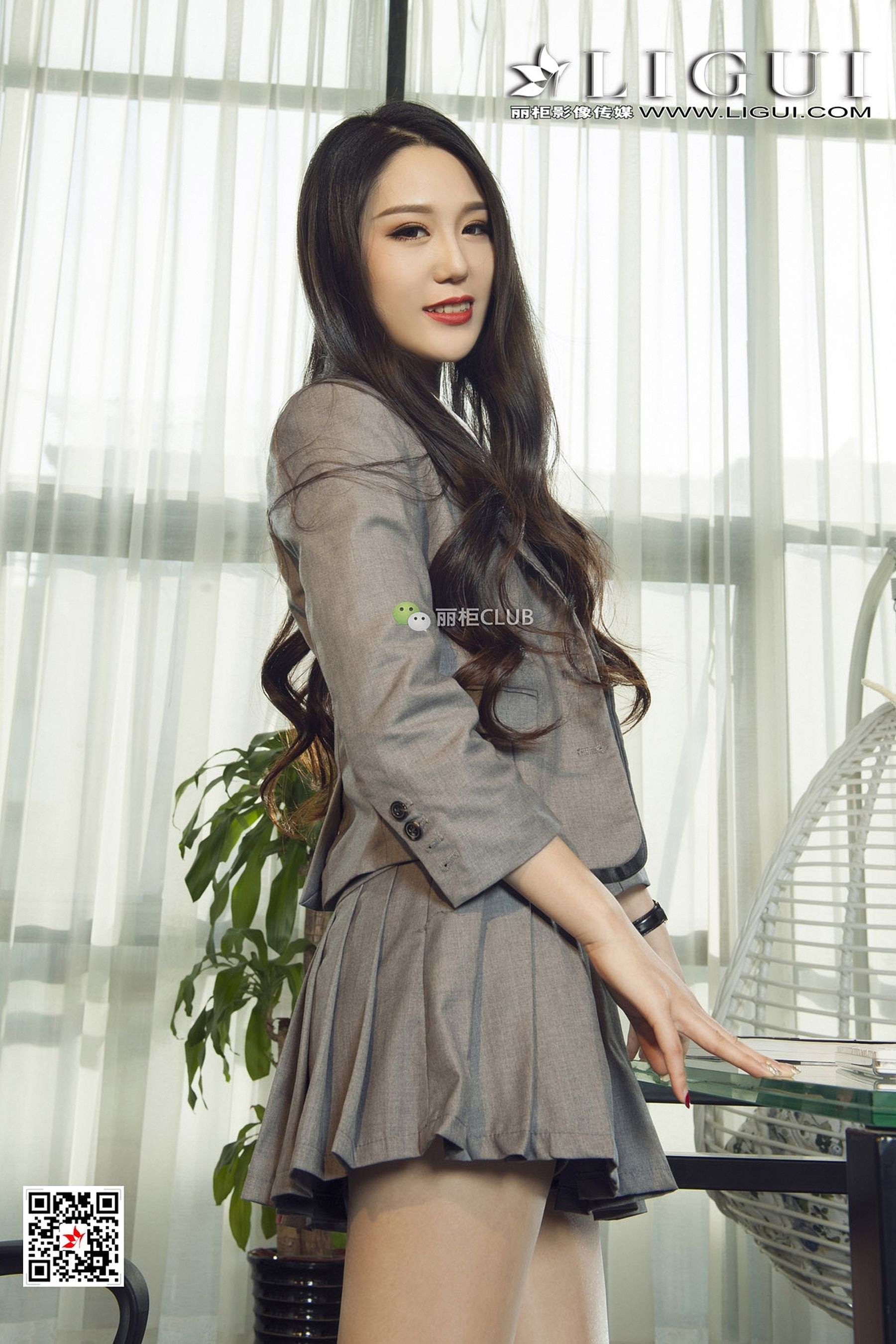 Model Leg Model Tongtong Office OL Pork Li Cabinel LIGUI