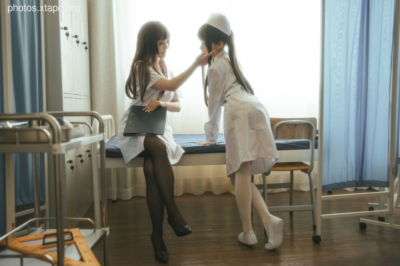 Stupid Mo Momos gentleman version 143p