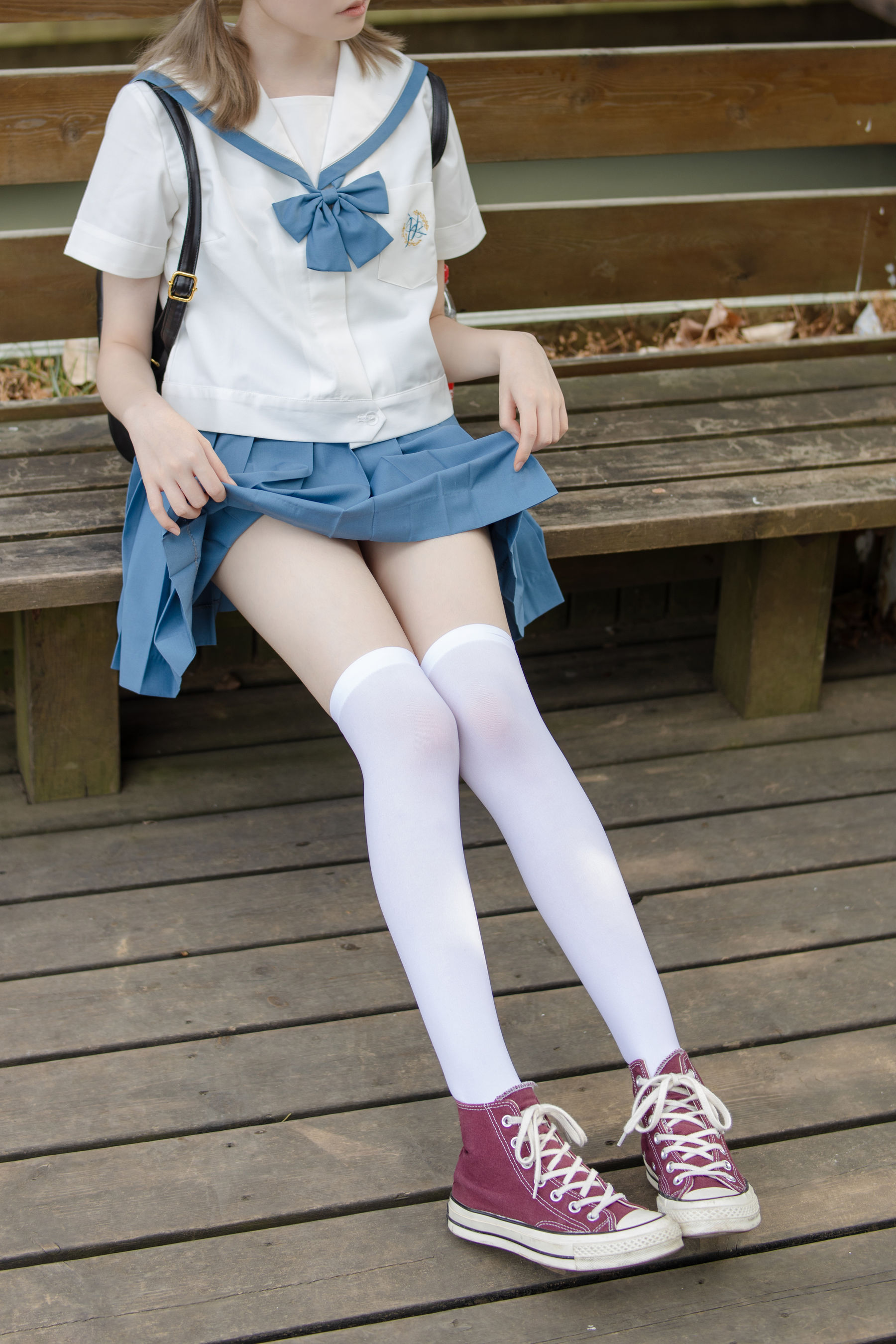 Mori Consortium JKFUN-025 Mo Mo & amp; AIKA 80D white silk overweight socks