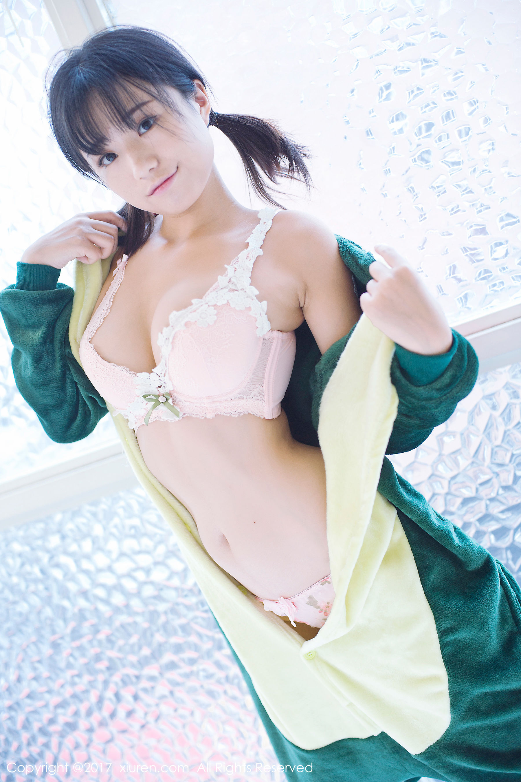 Kurai Yuka Little Strawberry Small Series and Little Dinosaur Robe Xiuren No.831