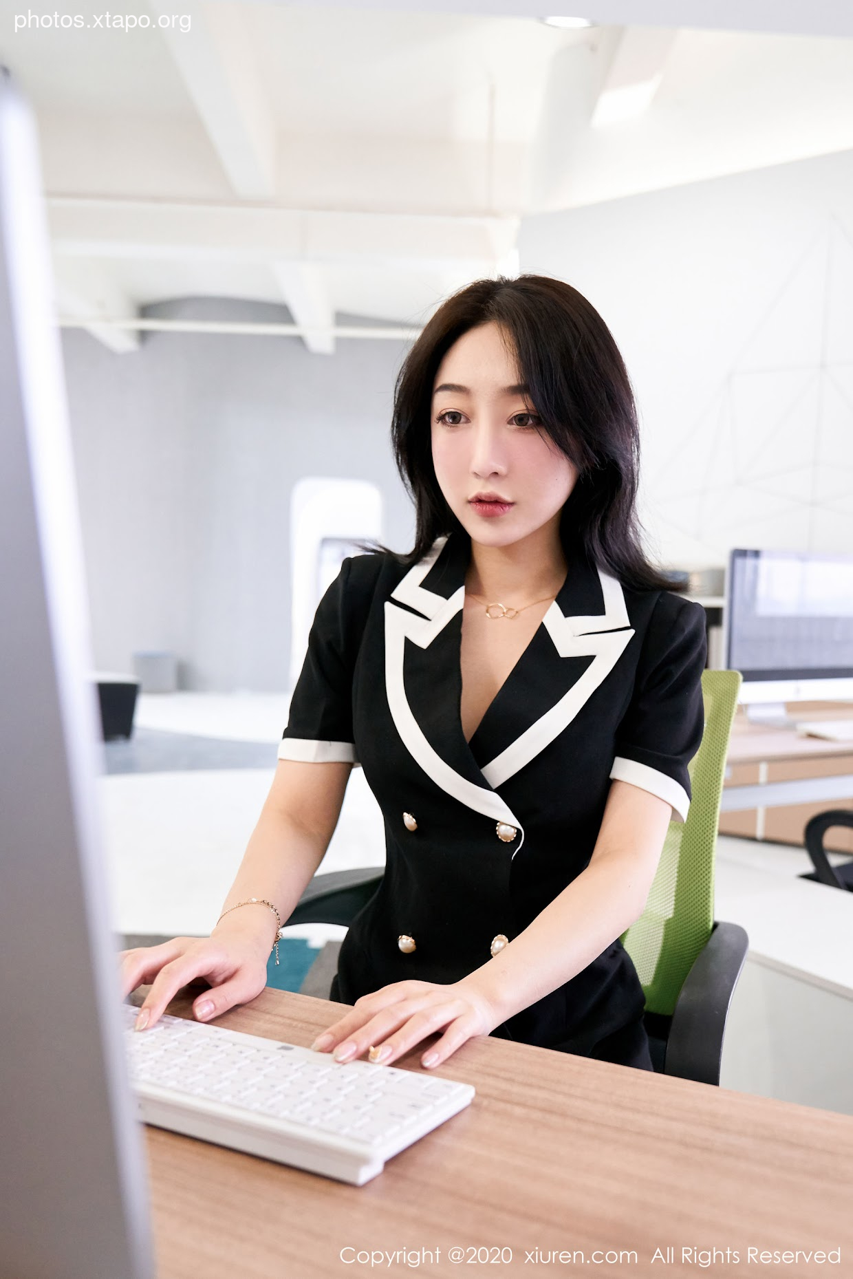 Xiuren 2216 jiuyueSheng