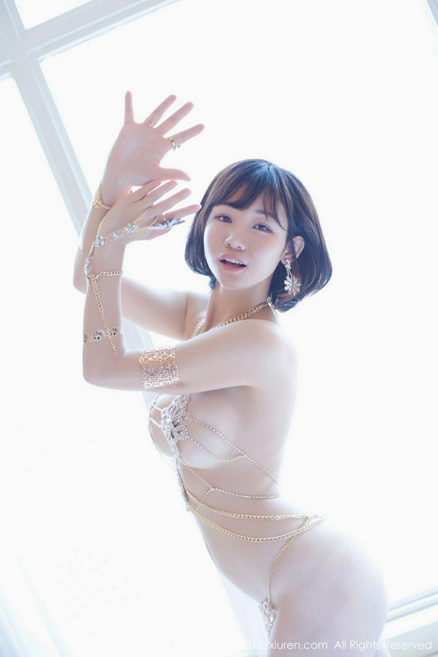 Tomhara Diamond Chain Clothes and Red Lace Beams Xiuren No. 1055