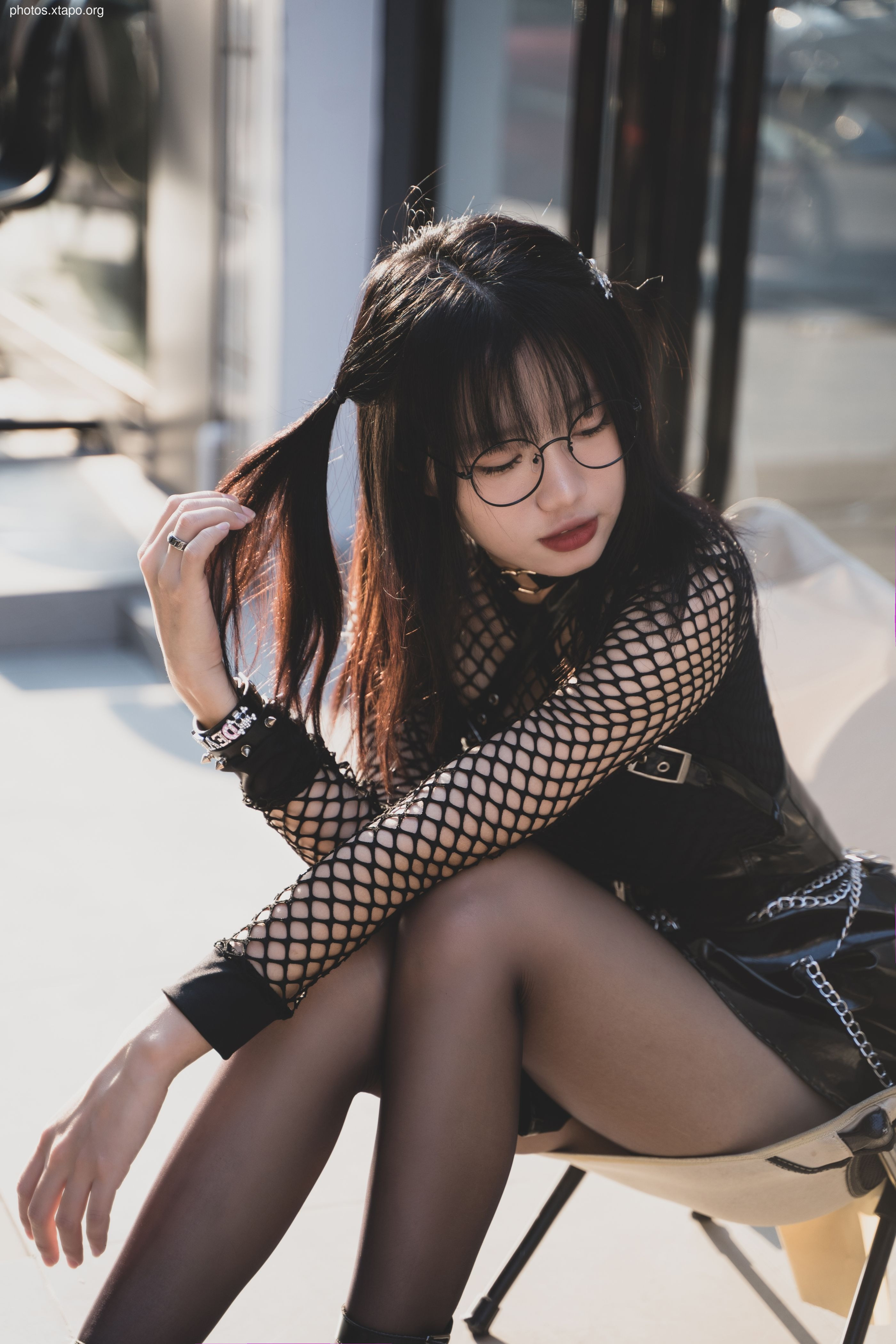 拍 柒 柒 Street shooting black leather skirt