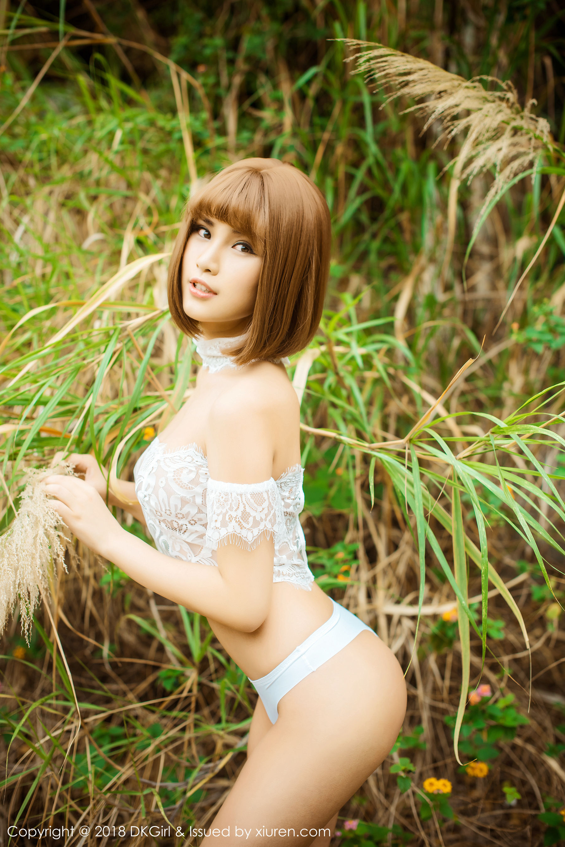 Mengbaoer Boa Youth Pure Beauty and Wilderness Outdoor Exam Royal Girl DKGIRL Vol.074