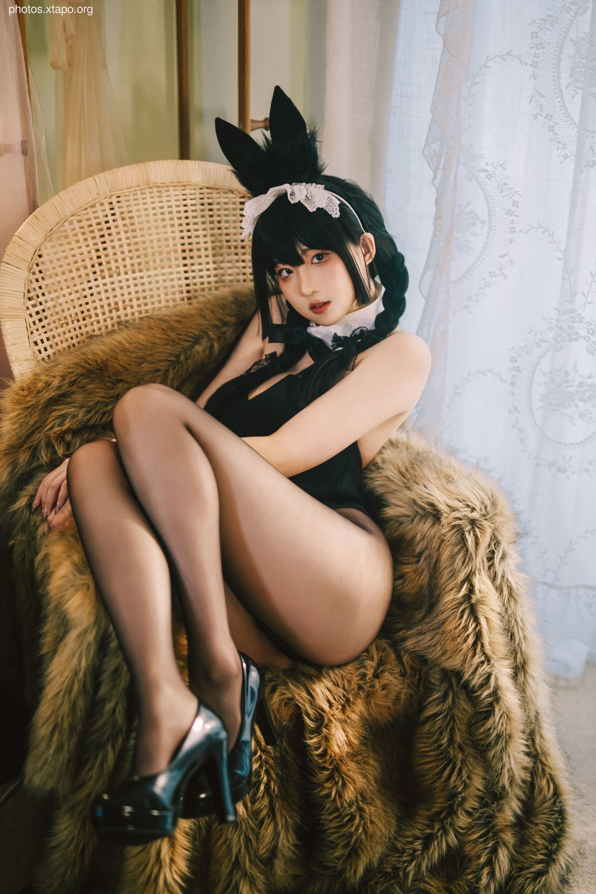 Vasteah Crayfish Rabbit Girl Theme Book