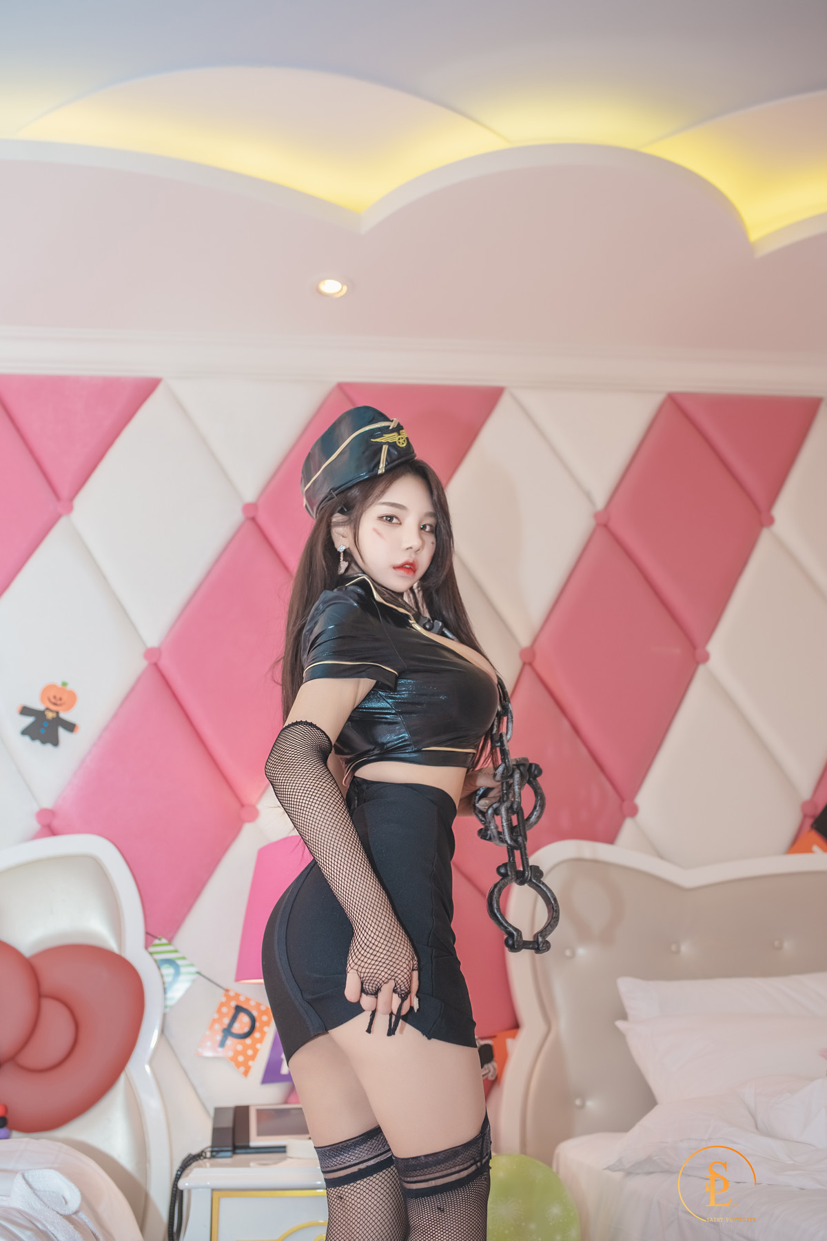 Zzyuri 쮸리, [SAINT Photolife] Pink Halloween