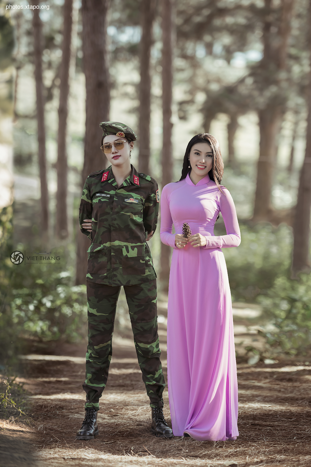 What does girls wear in purple ao dai?