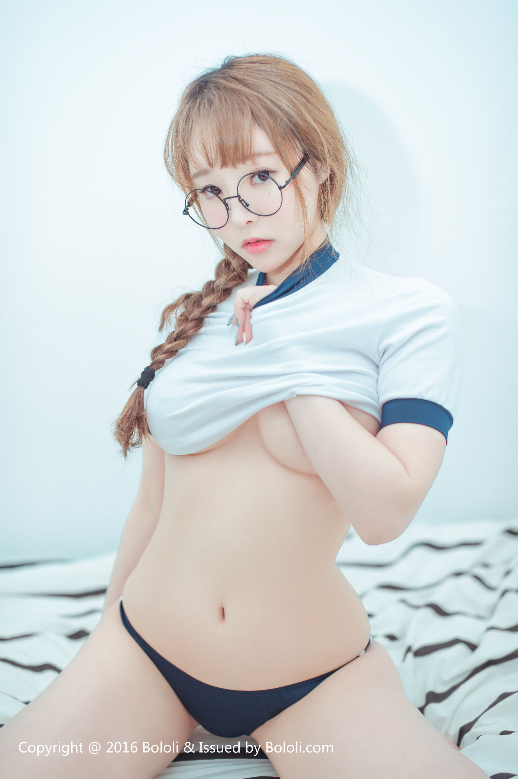 Liu Yanqi Strawberry Temptation in the Southern Hemisphere Bololi Bolo Society bol.036