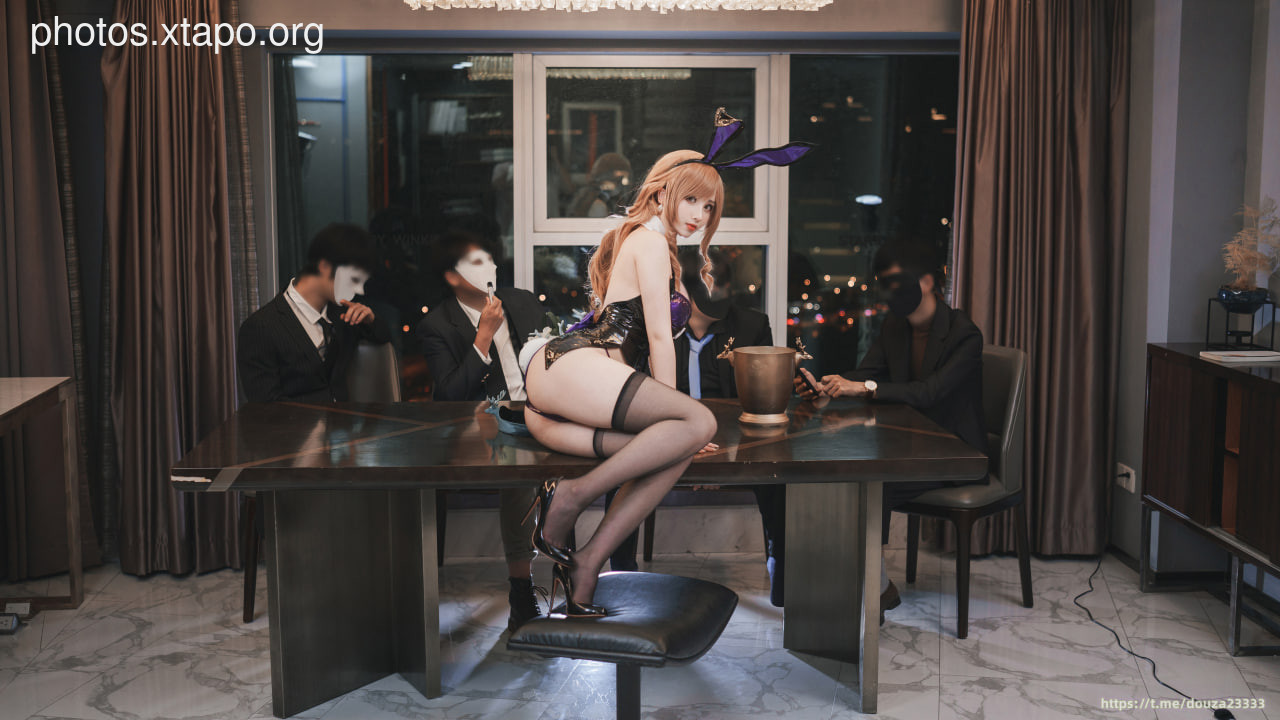 Liang Liangzi Xs wife after get off work (January 5th Reward Group Resources)