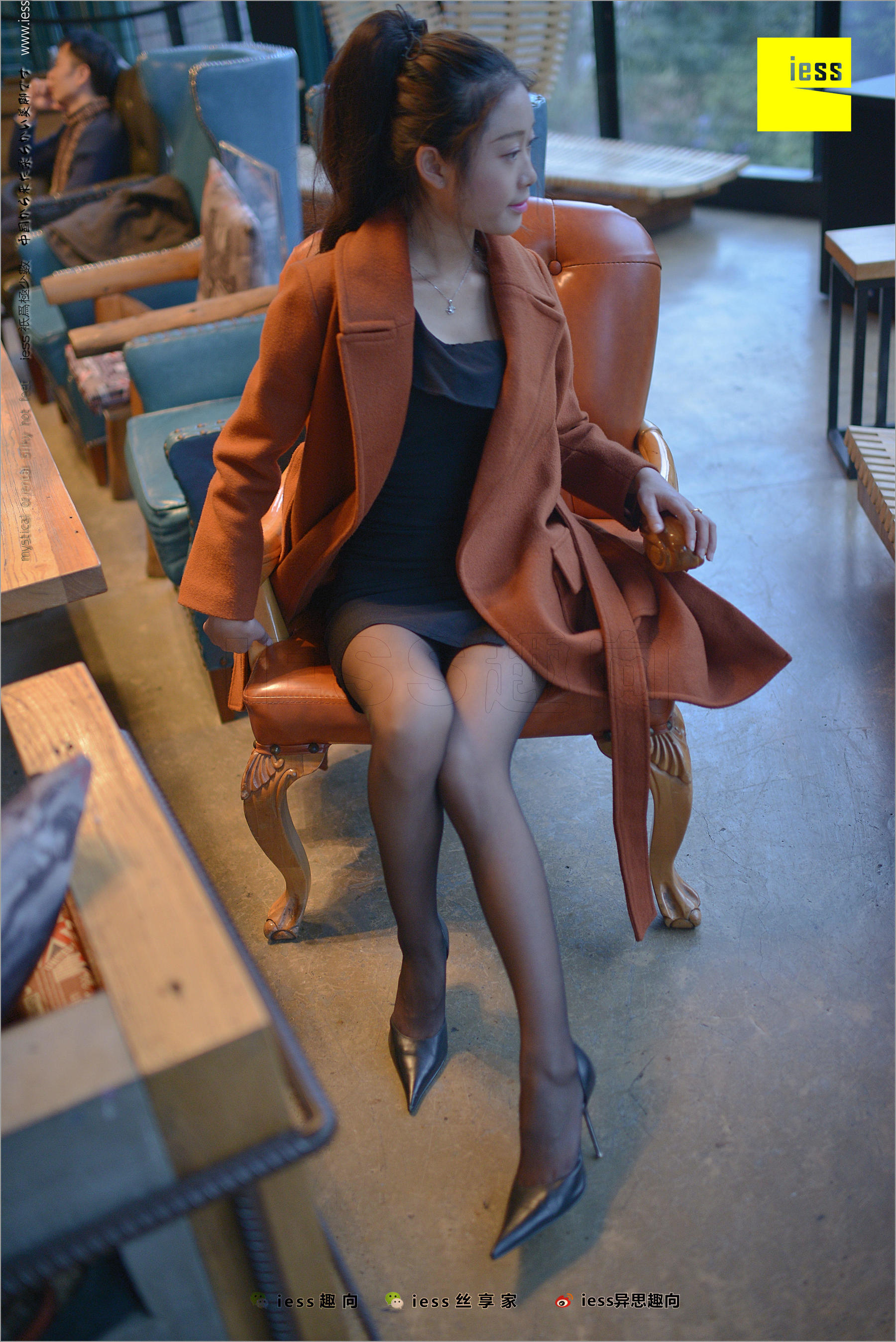 Little Black Girl Black Silk Beautiful Legs Different Thinking to IESS Silk Foot Bento 209