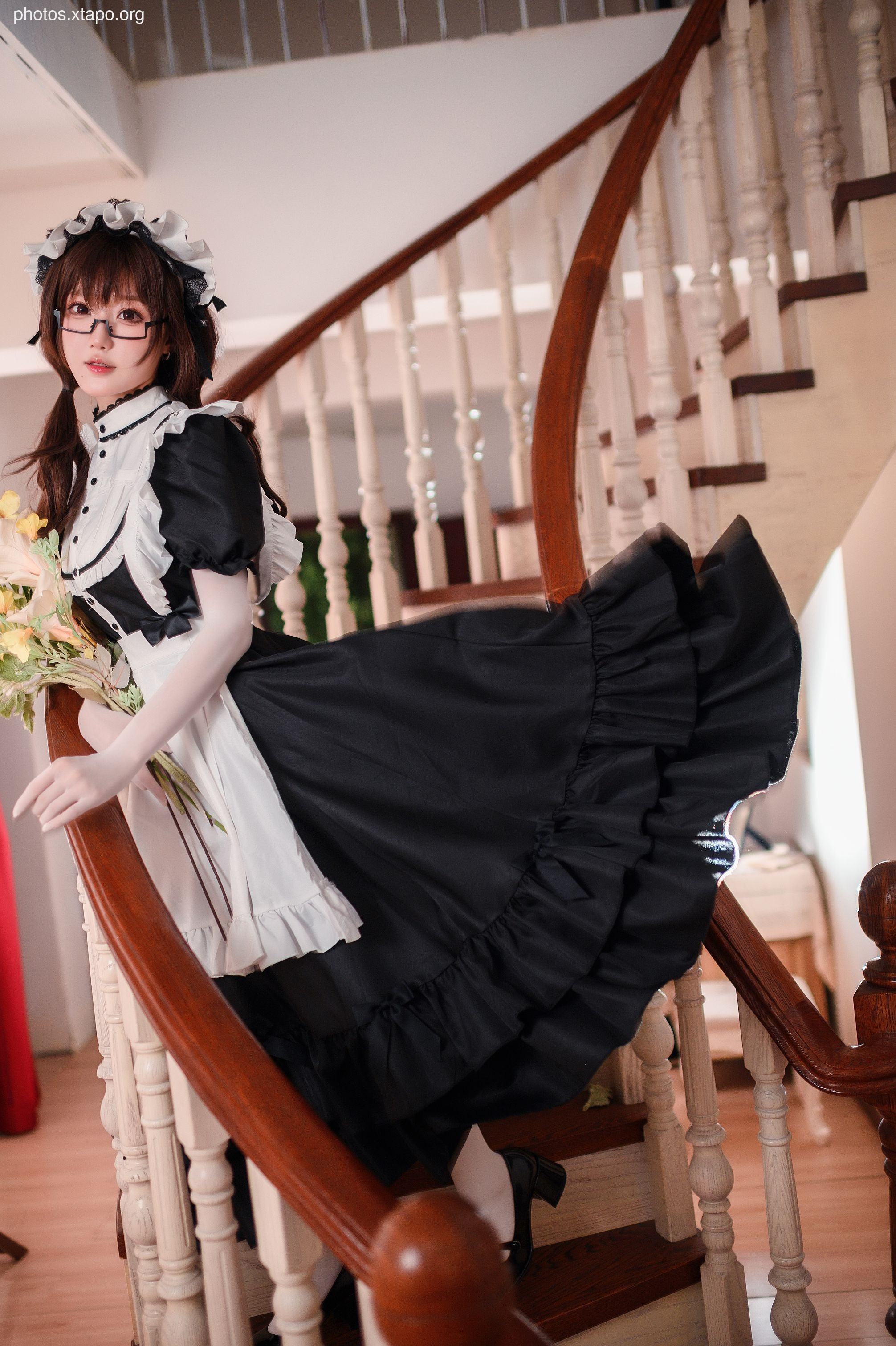 Abao is also a traditional long skirt maid 47P-509MB