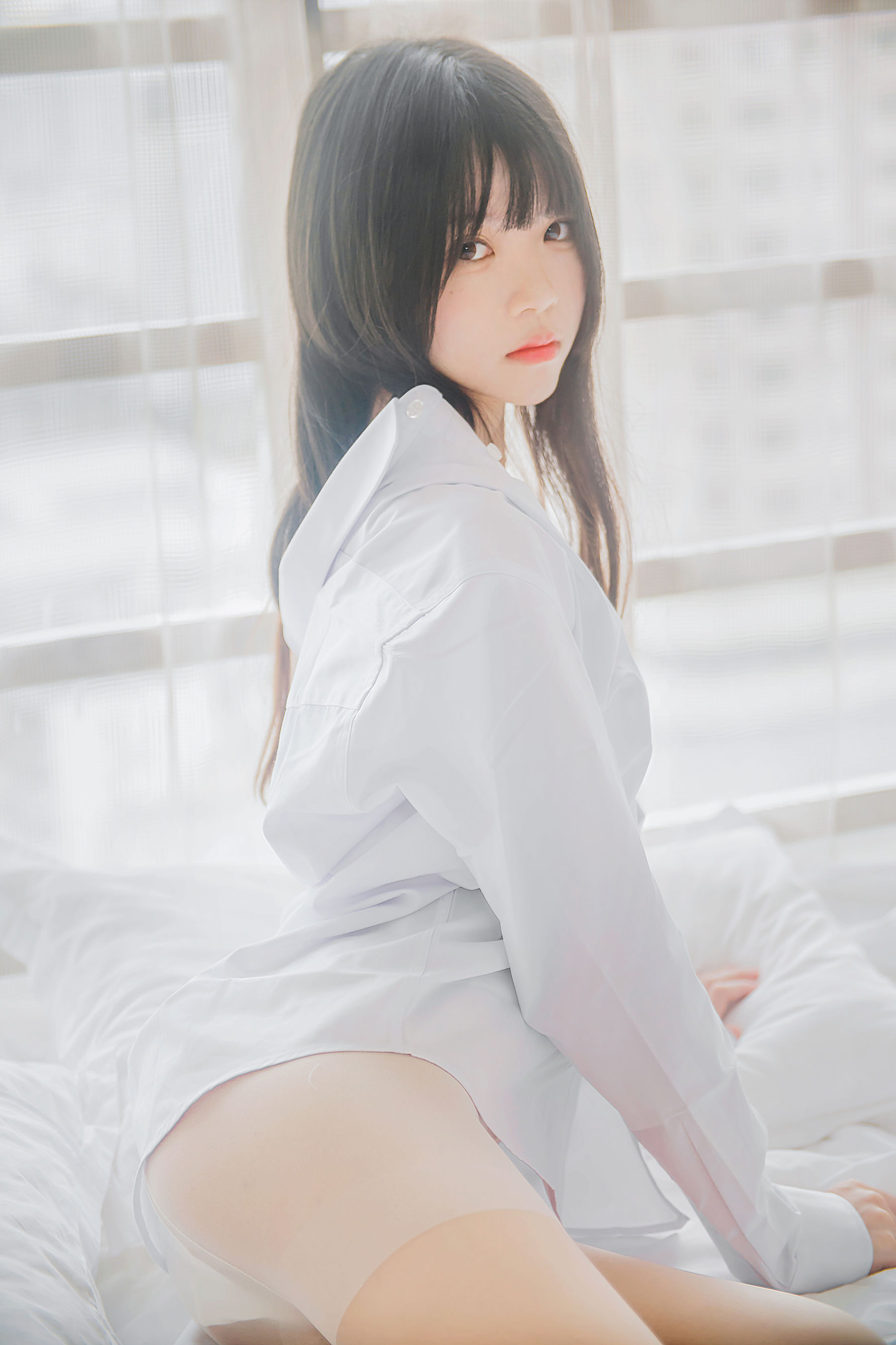Loli cos 喵 -White Shirt Express