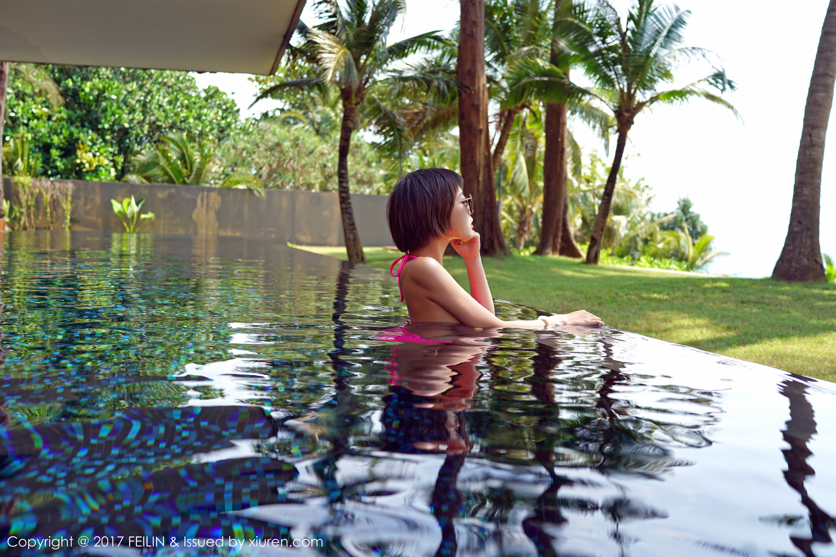 Feng Mu LRIS Bed Pattial Panel LaceBikini 囡 Feilin Vol.095