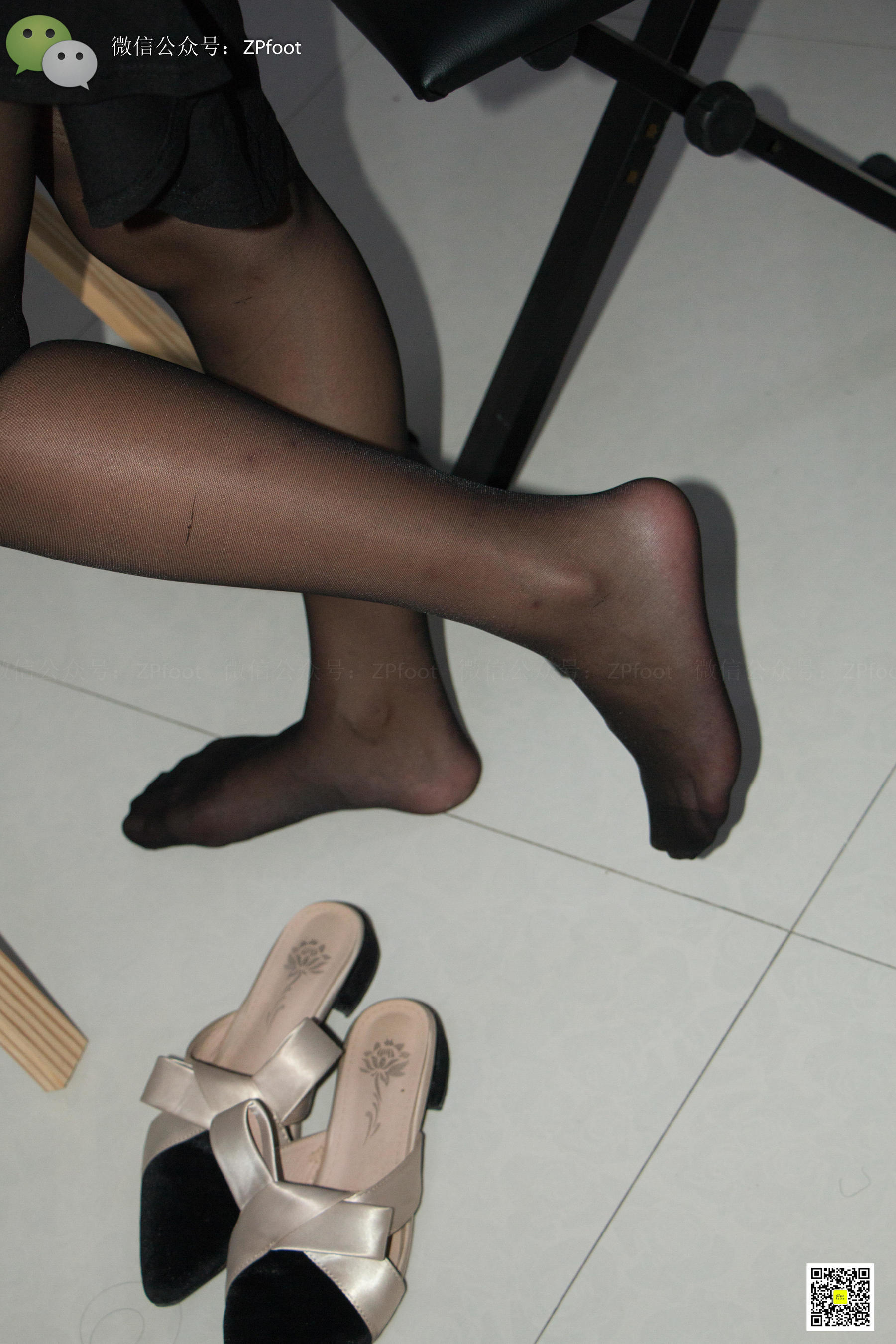 Mountain Tea Photography LSS NO.009 Black silk of peony peony