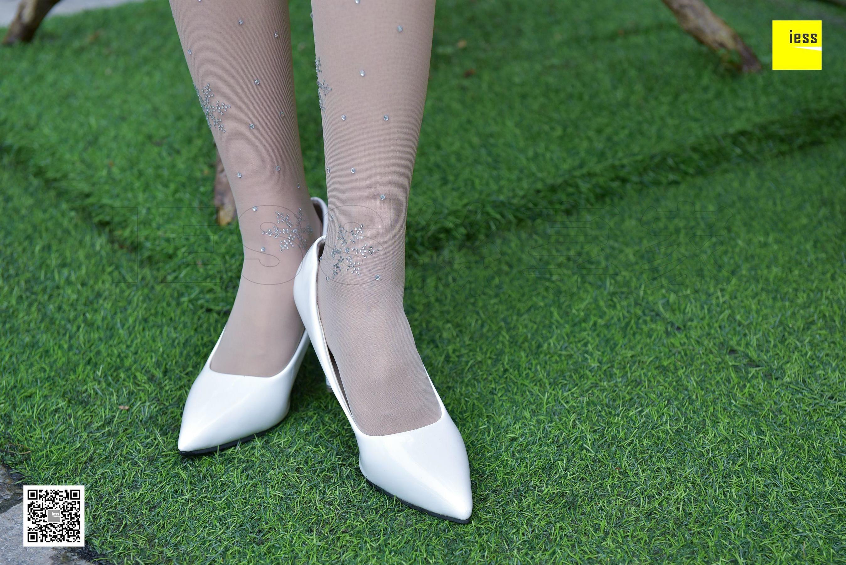 Silkxiang Home 107 Crystal Crystal White Stockings IESS Different Thoughts