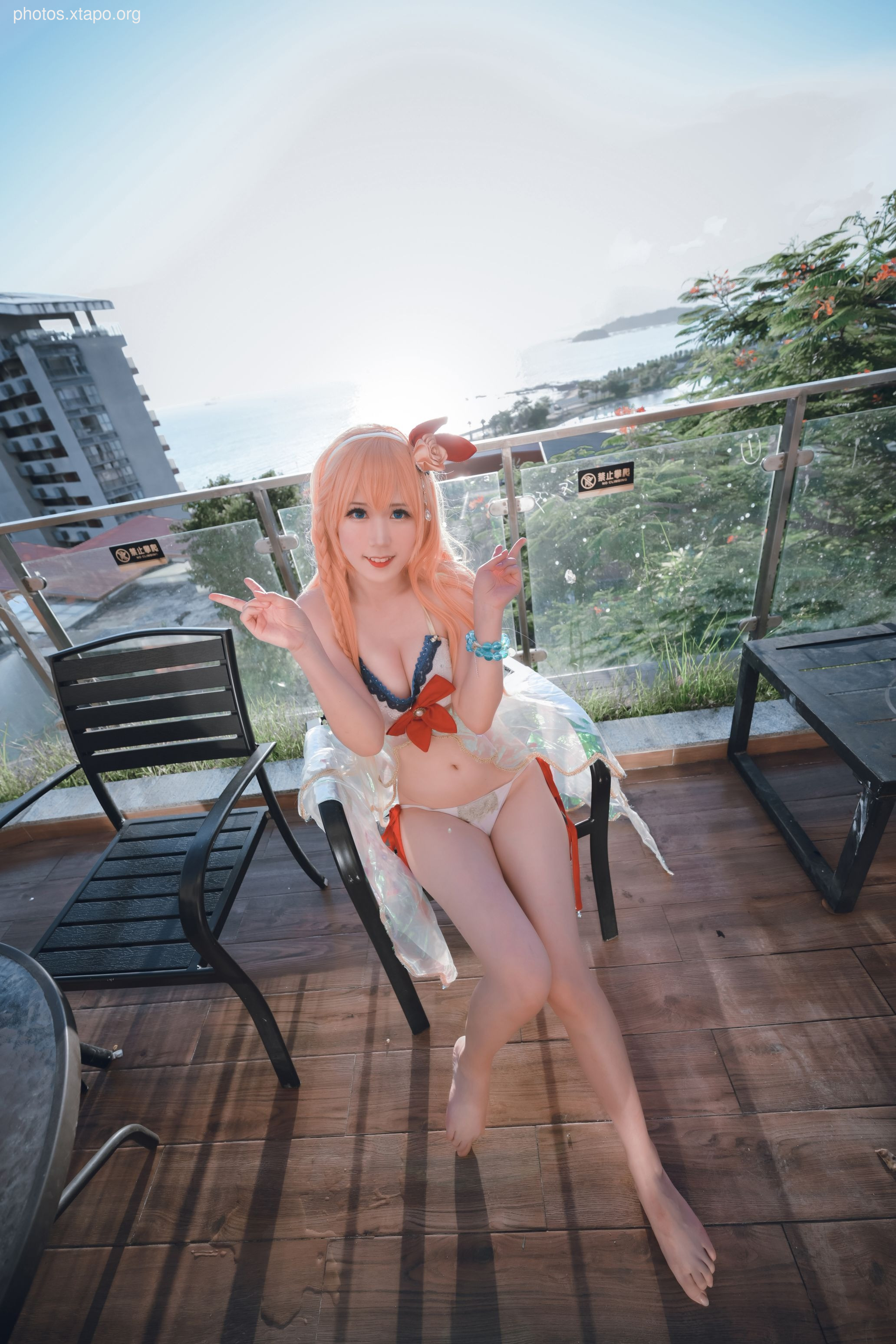 Flowing year continuously