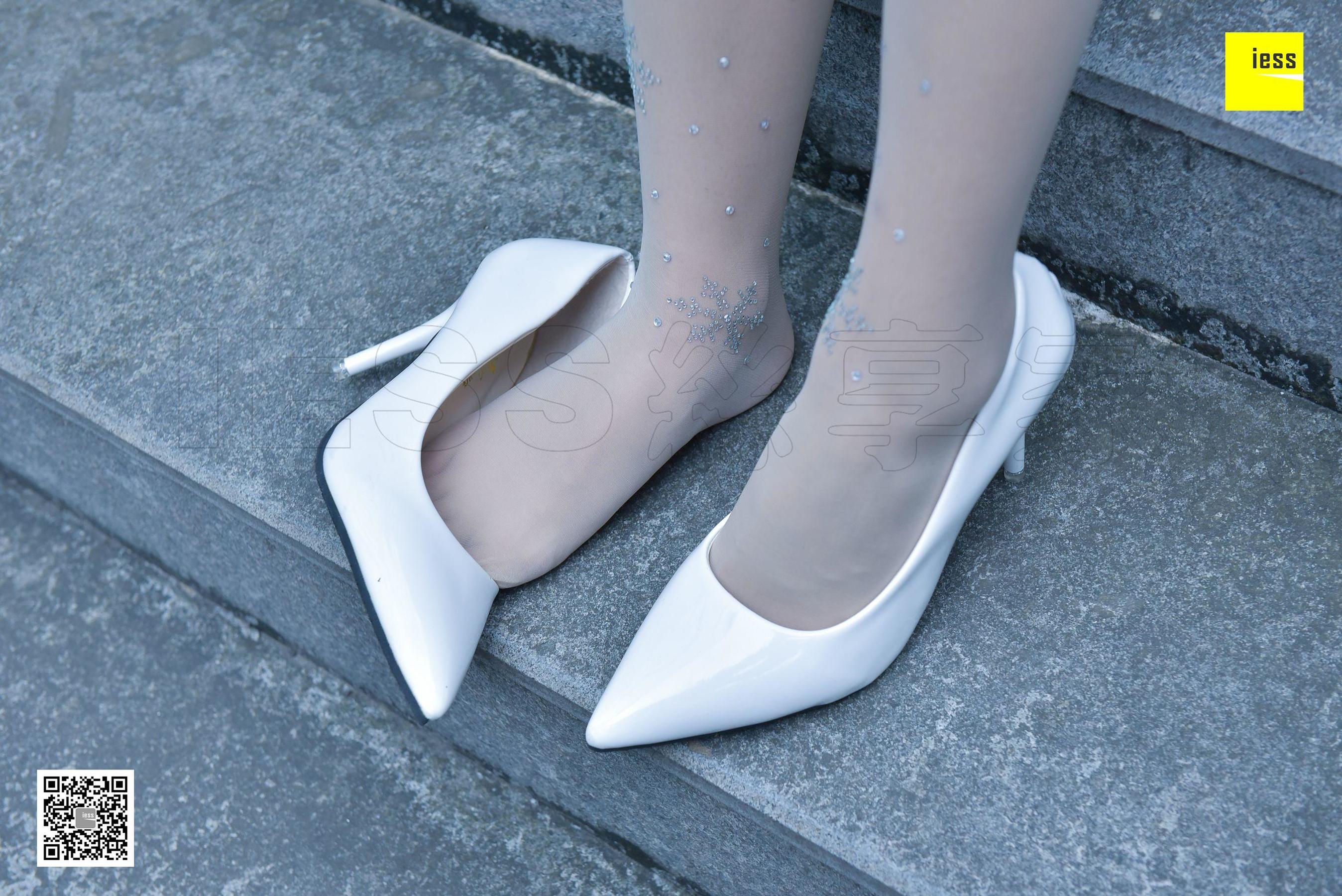 Silkxiang Home 107 Crystal Crystal White Stockings IESS Different Thoughts