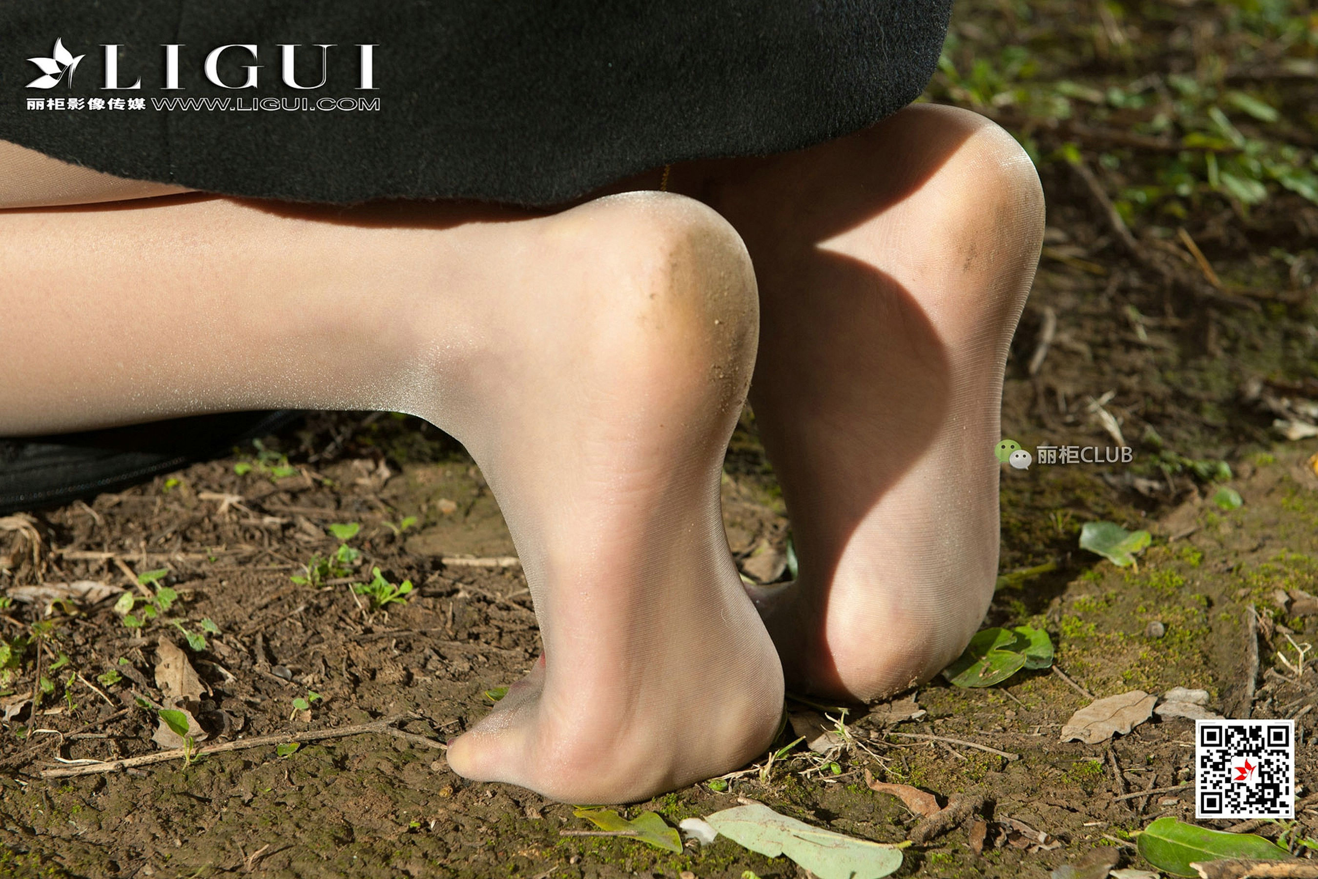 Model Xiaoxiao Suburban Meat Silk Foot Li Cabinel LIGUI