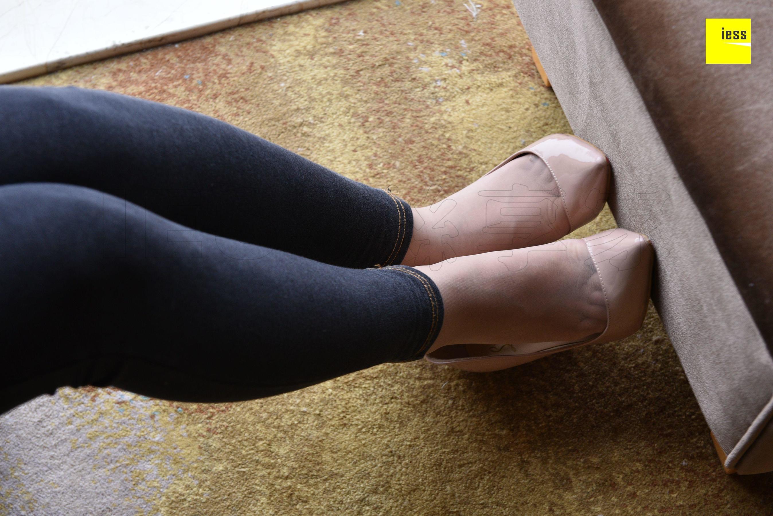 Hello, your takeaway is here Different Thoughts to IESS Devil on Wednesday Special issue 14 issue