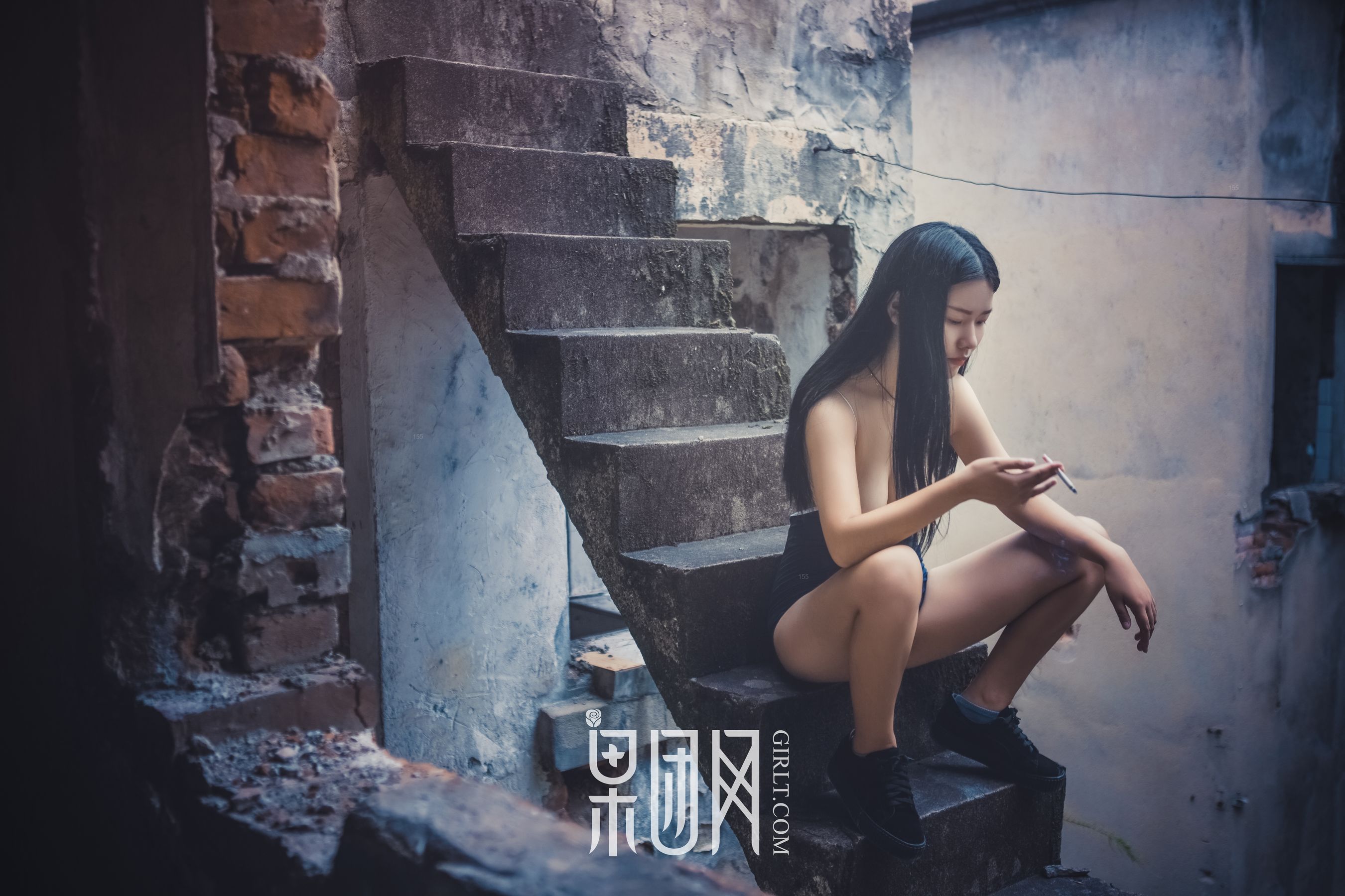 In the old house of silence, a fragrant drama is being staged Fruit Group Girlt No.089