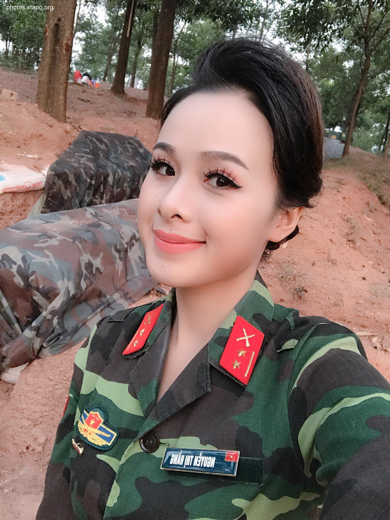 Nguyen Thi Hang,