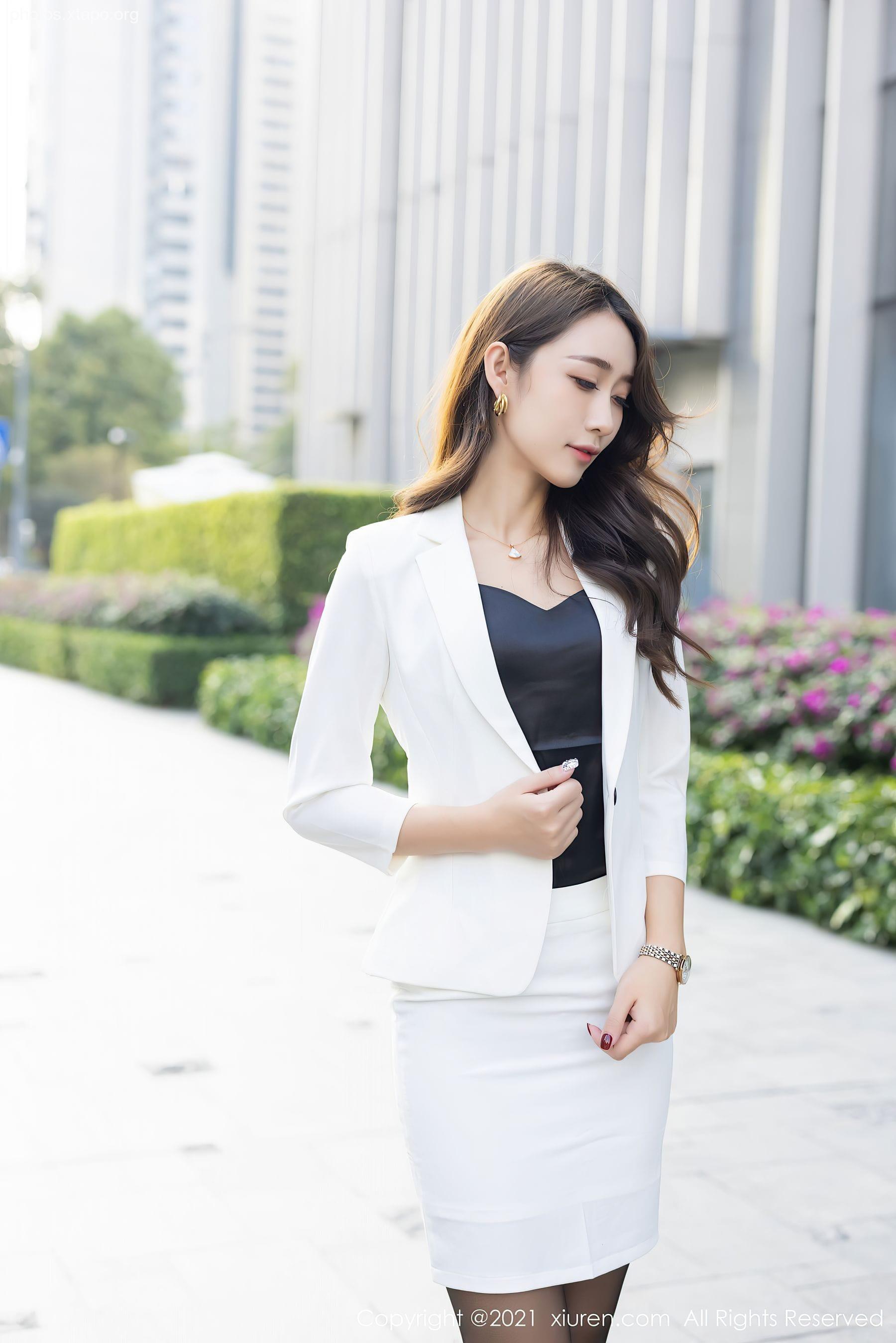 Xiuren 3242 Meng Bai