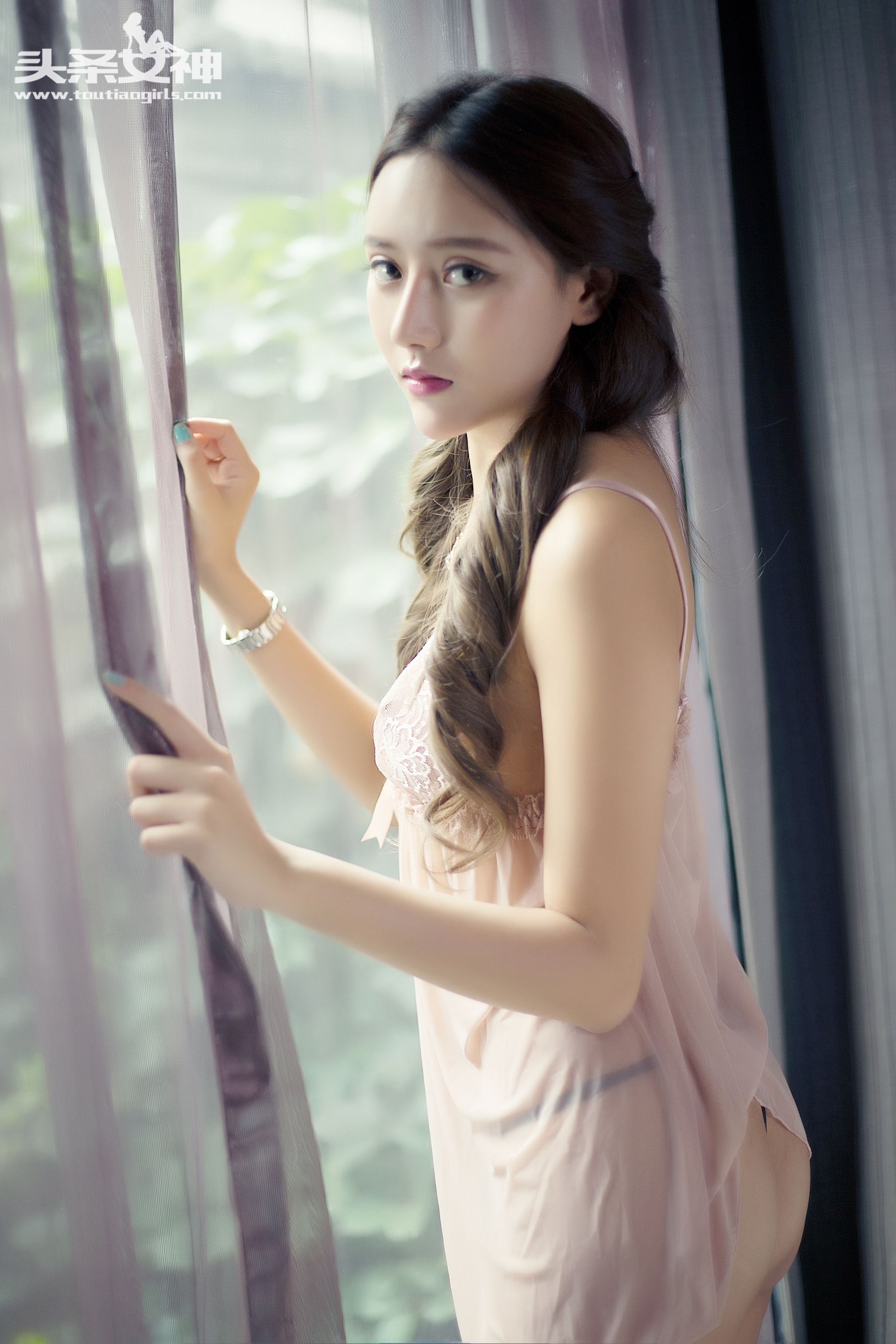 Tongtong's Snow Mustel Skin A Toy Headline Goddess