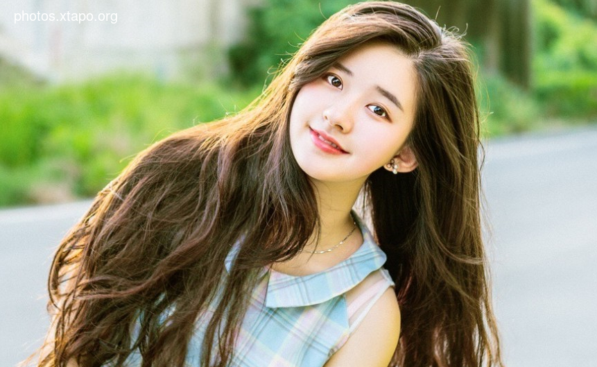 Zhao Lo Tu 赵露思,