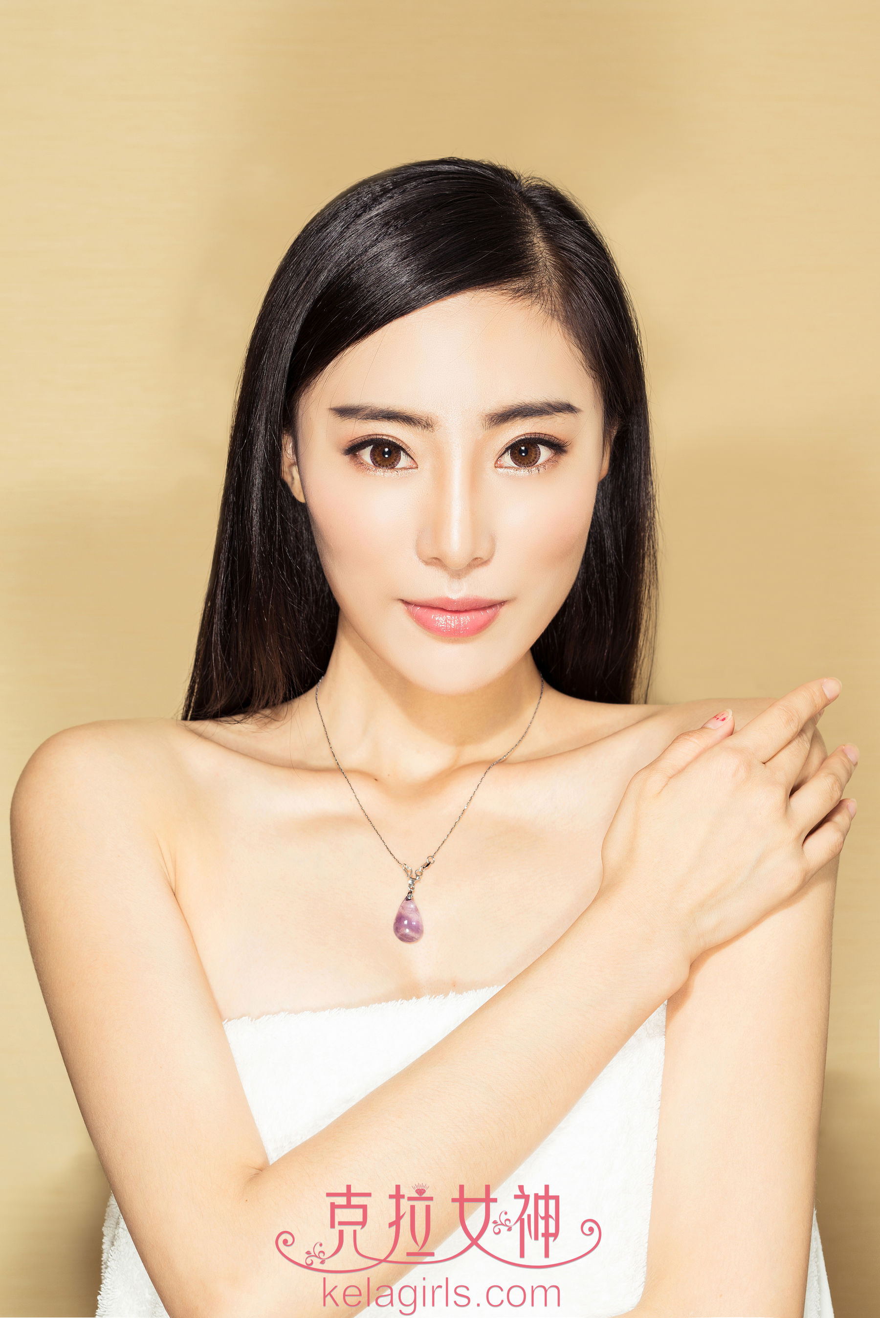 Yinger Supermodel Love Newsman Crane Goddess