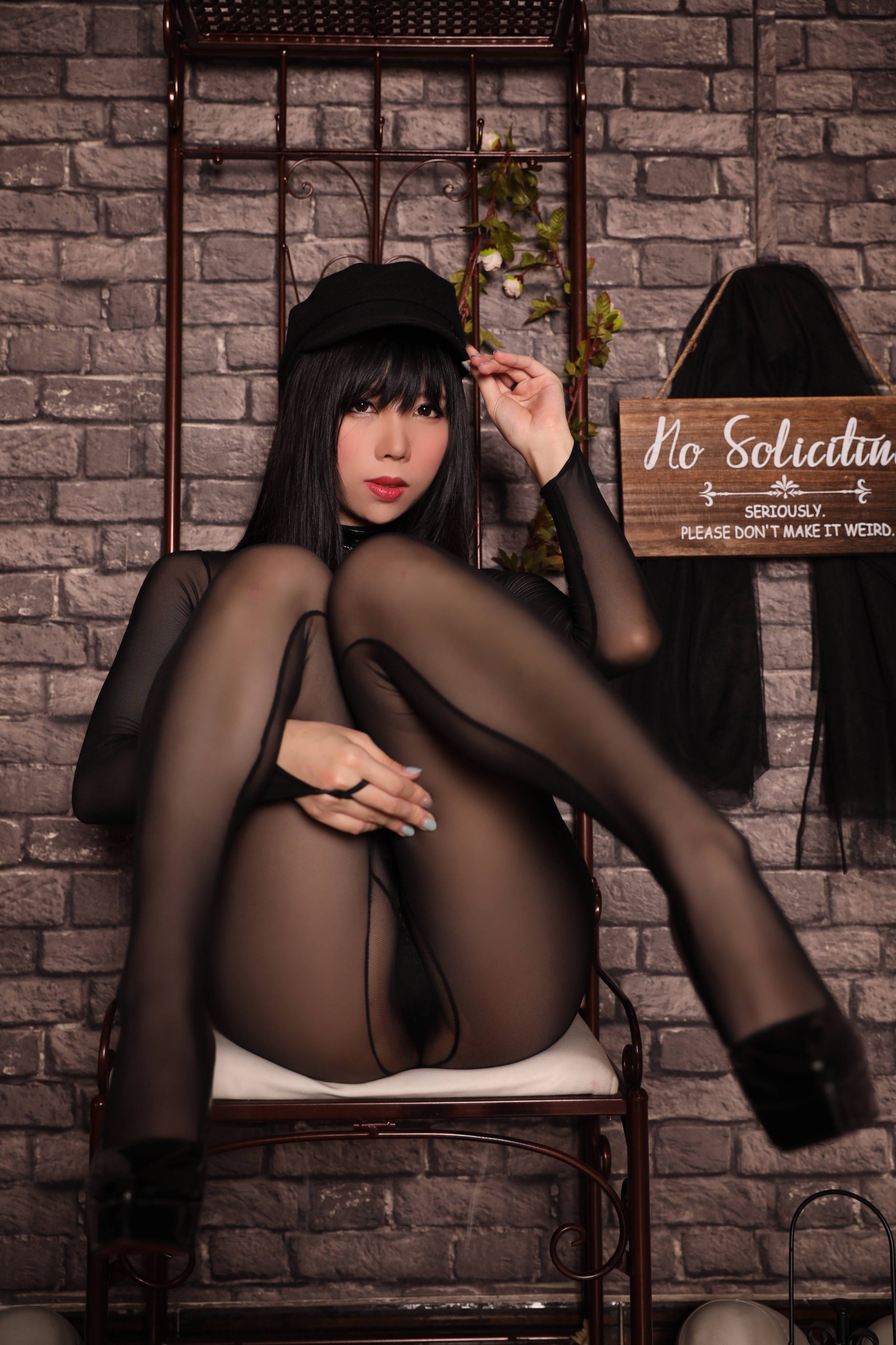 Lu Yexi Vol.03 Black Silk Suit 149P-443MB