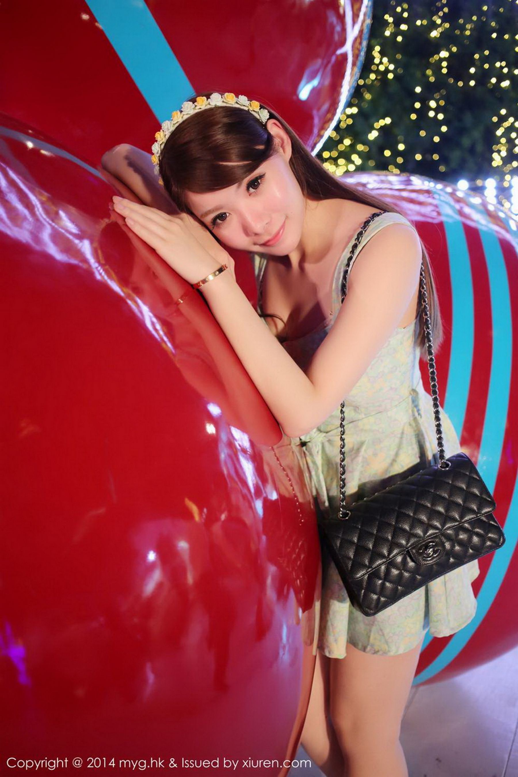 Mara sauce Thailand Travel sexy underwearshort skirt street shot