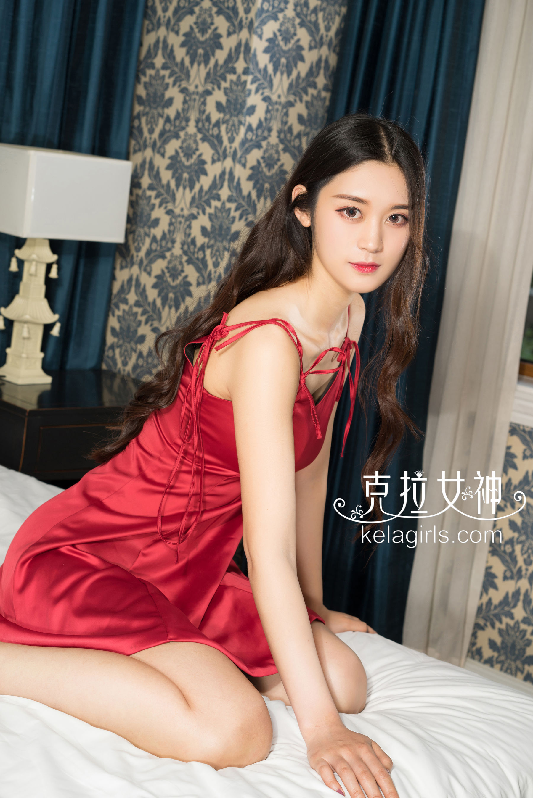 Tang Yi The Desire in the Gaze Skirt Carat Goddess