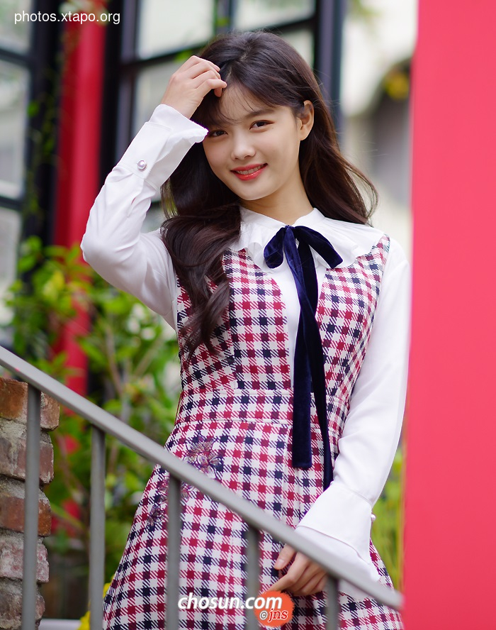 Kim Yoo Jung Kim,