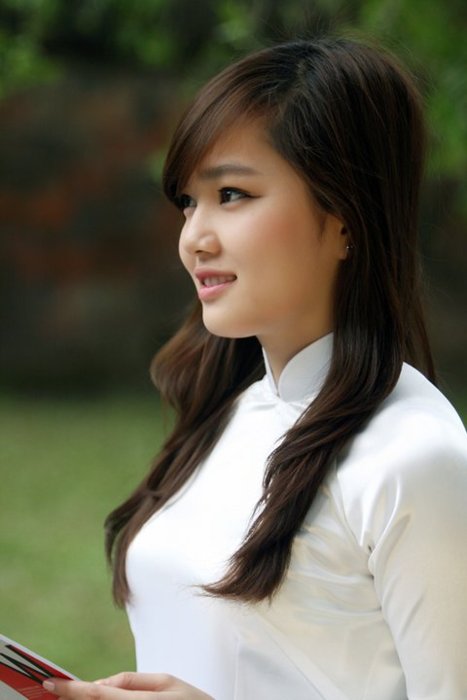 Top 100 most beautiful long dresses in Vietnam