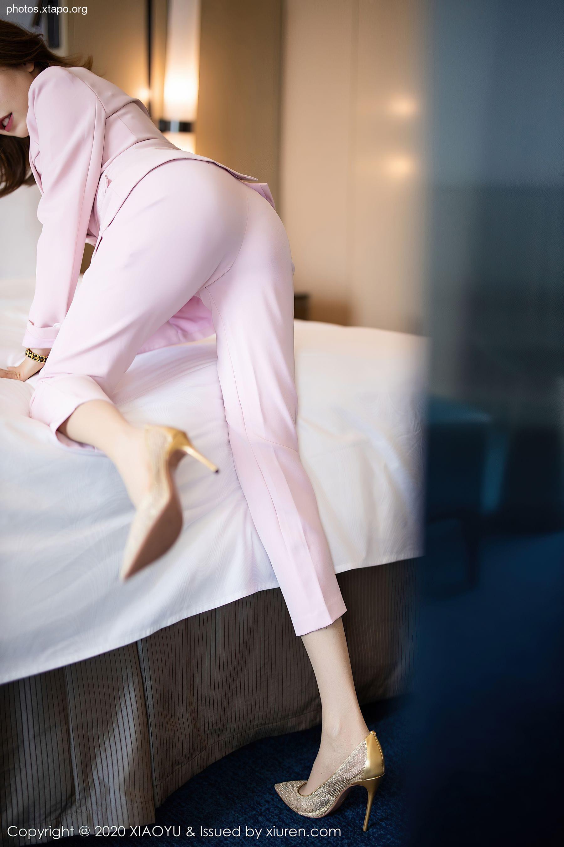 Xiaoyu 327 Huang Luran