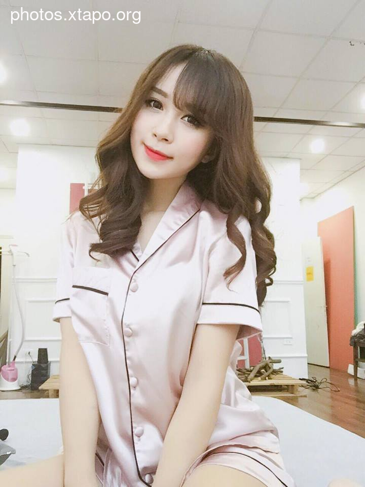 Thu Phuong Tran Temperament Lovely Picture and Photo