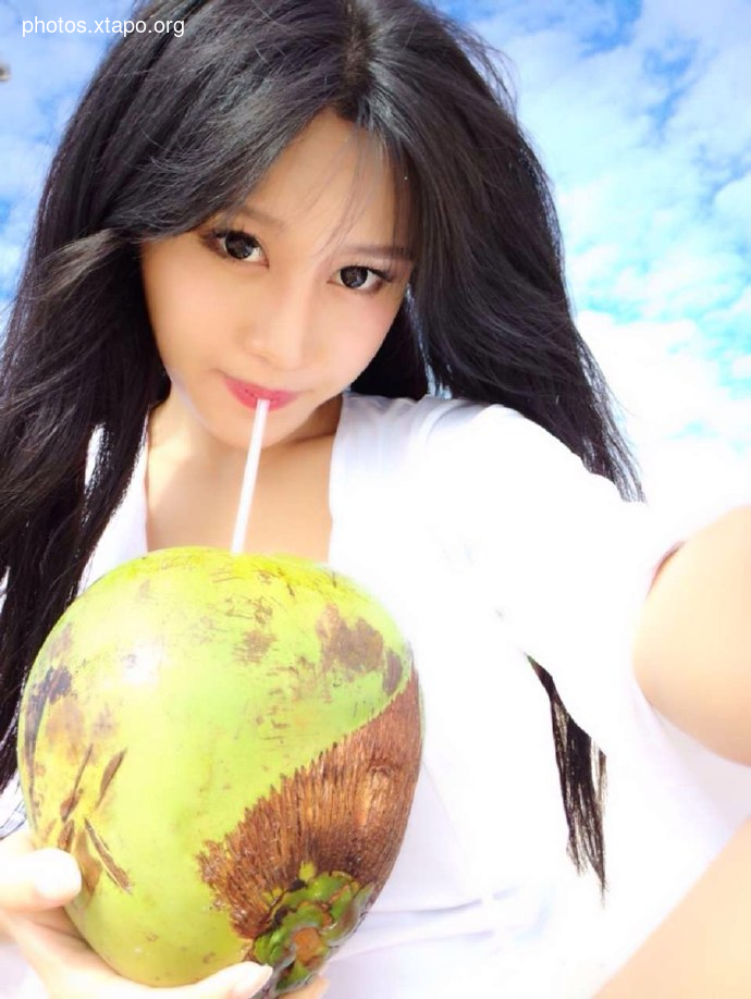 FAN LING JOLIE (Fan Ling Jolie)