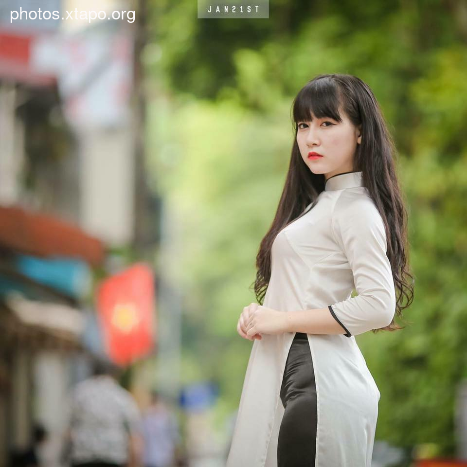 Nikky Meow Lovely Picture and Photo