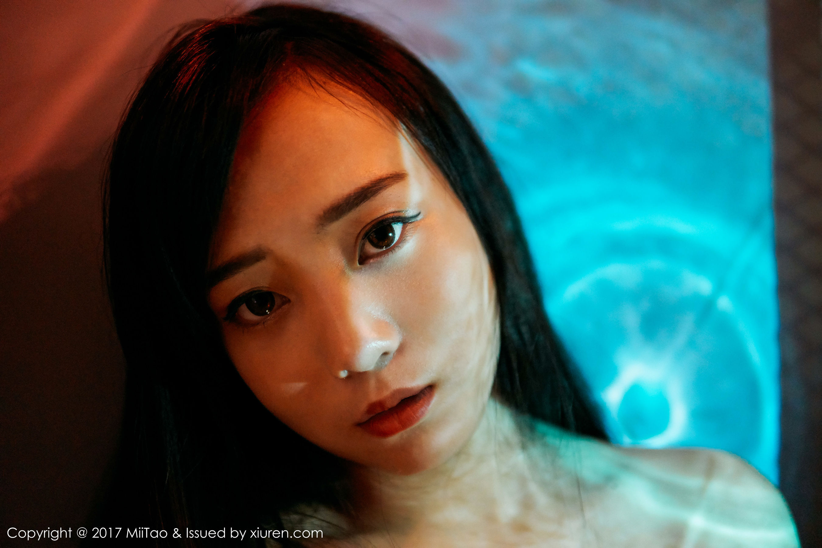 Ruixin Human Photography Under the Light Miitao Vol.086