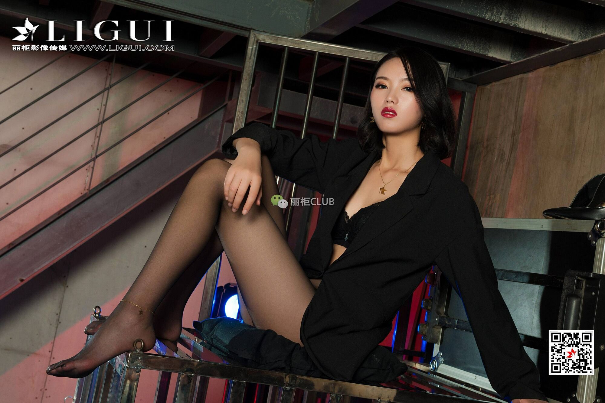 Leg Model Min Er Black Silk Queen Beautiful Foot Ligui Internet beauty