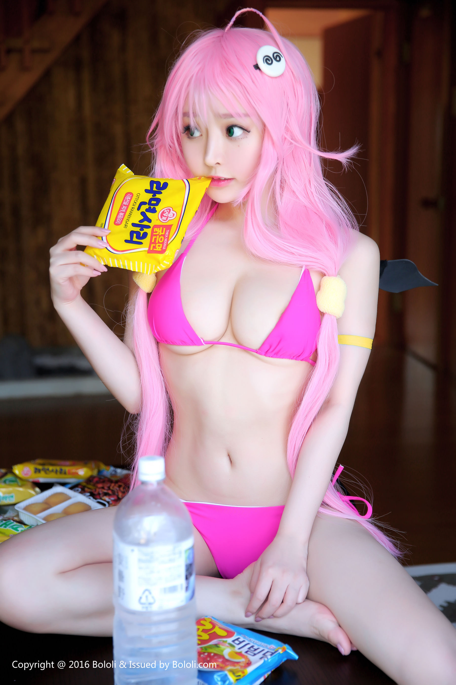 Liu Yanqi COS Pack King Girl-菈菈 Bololi Polo Society bol.094