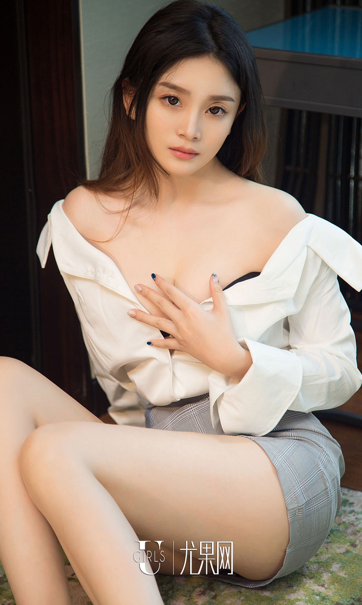 MINA Different Wen Jing Youguo Circle Love Styling No.1112