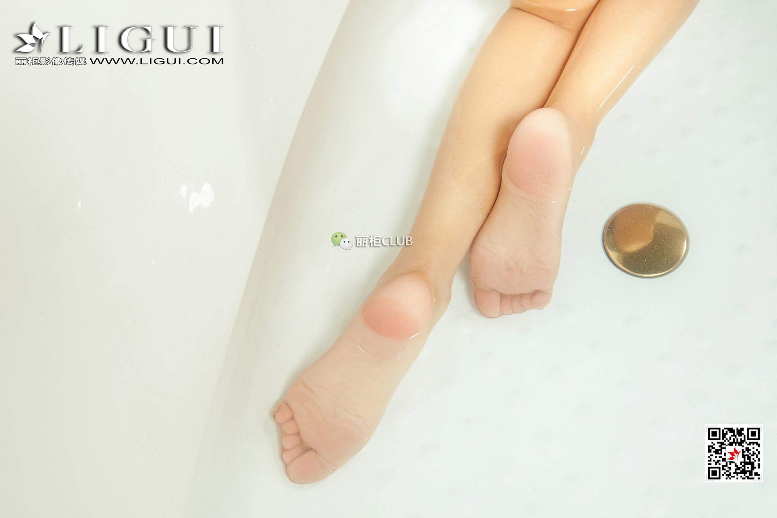 Model Youyou Bath Jade Foot Li Cabinel LIGUI