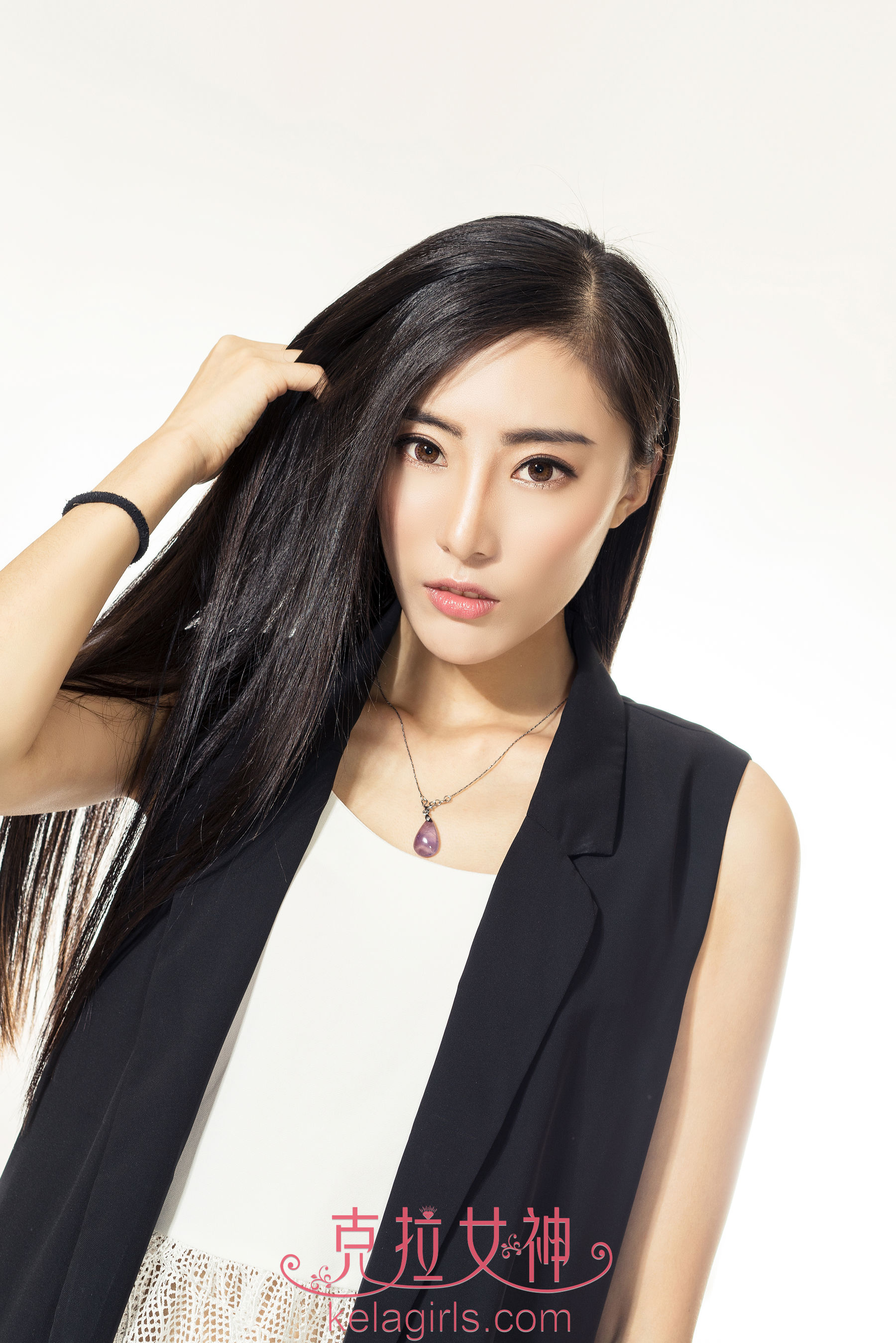 Yinger Supermodel Love Newsman Crane Goddess