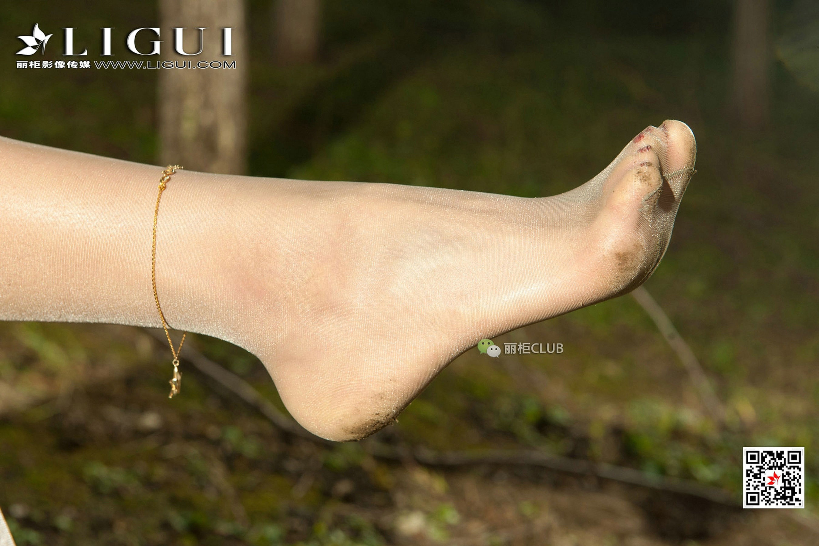 Model Xiaoxiao Suburban Meat Silk Foot Li Cabinel LIGUI